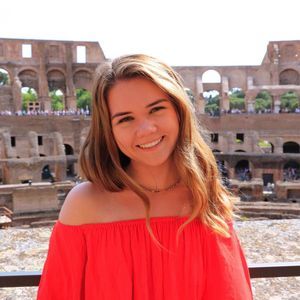 Meet your Posher, Lizzy